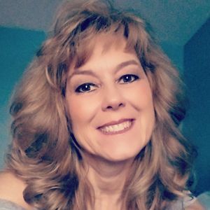 Meet your Posher, Carla